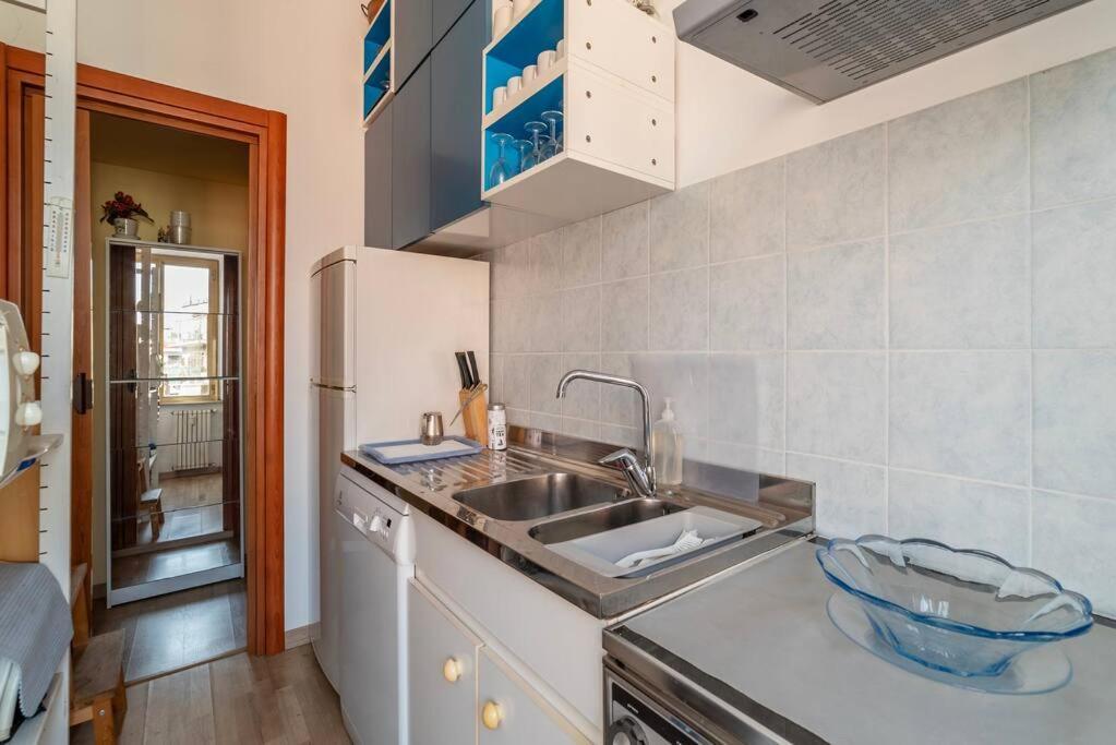 Elegante Appartamento Centrale Rom Exterior foto
